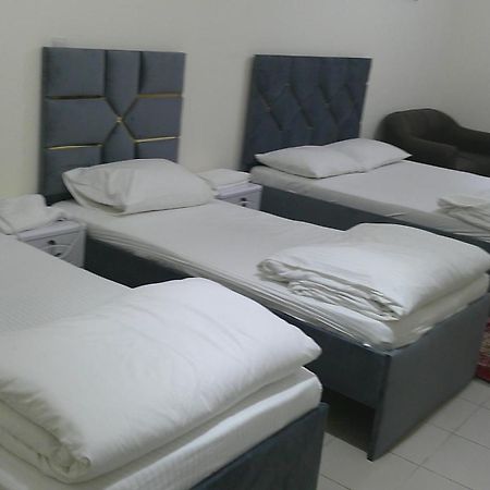 Ruby Star Hostel Dubai F2 Exterior photo